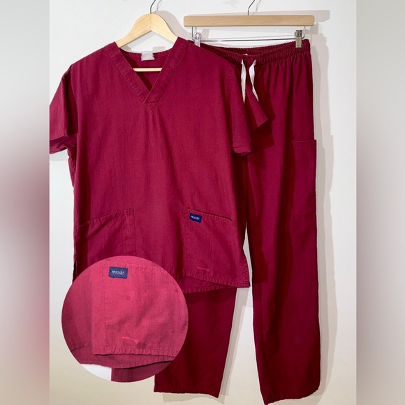 Mega Haul of Women’s XS/S Jewel Tone Professional Scrubs - Picture 10 of 11